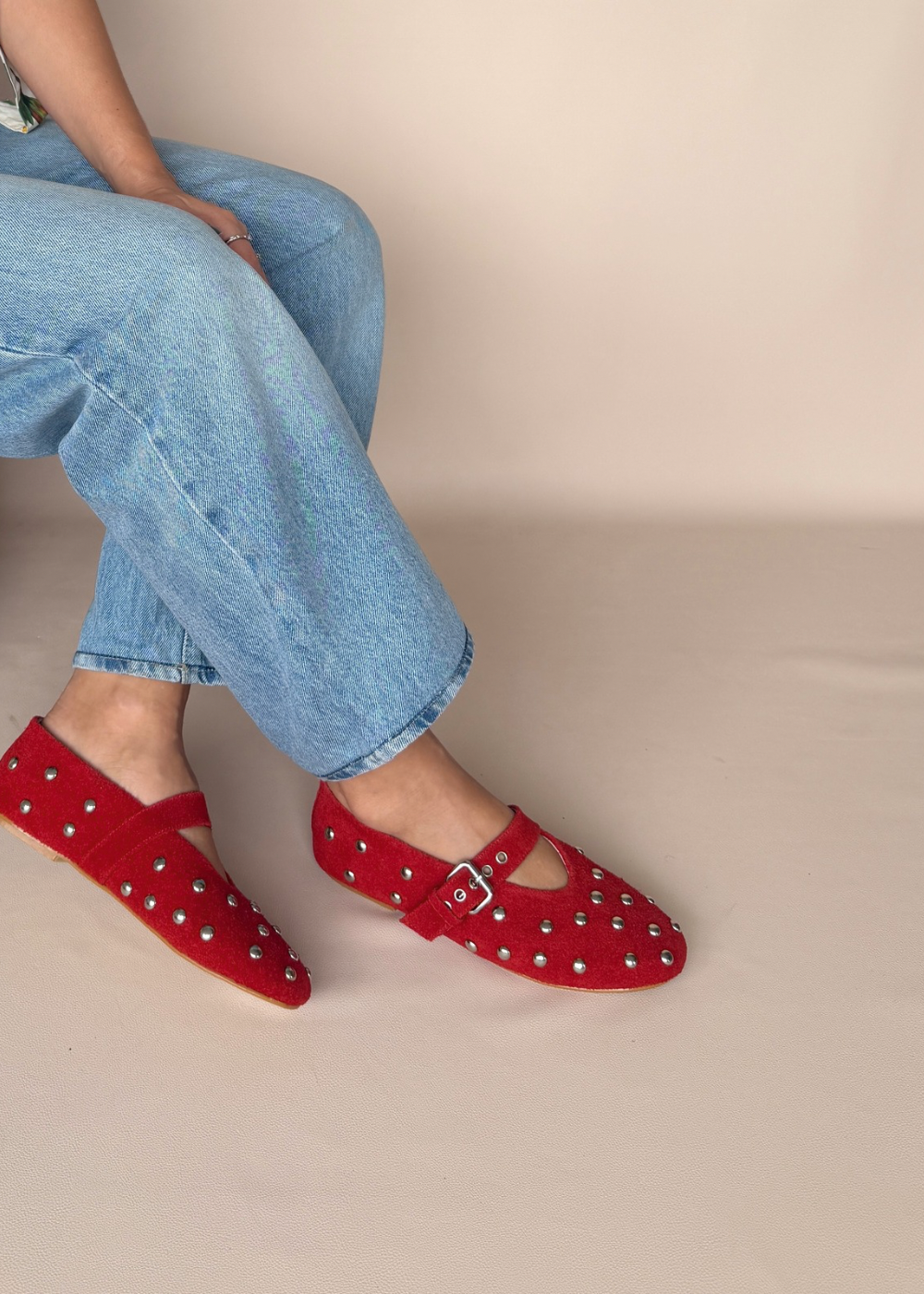 Baleta melina taches rojo