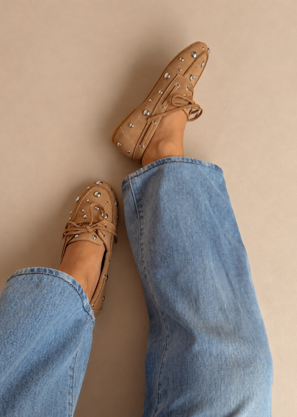 Mocasin navy taches